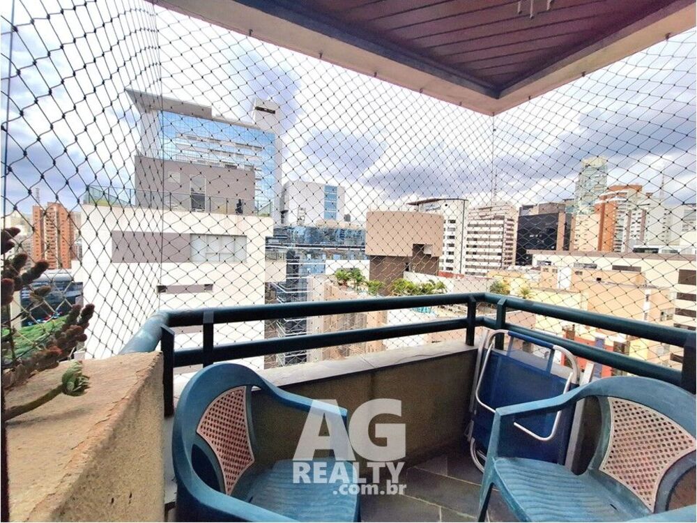 Apartamento à venda com 1 quarto, 42m² - Foto 1