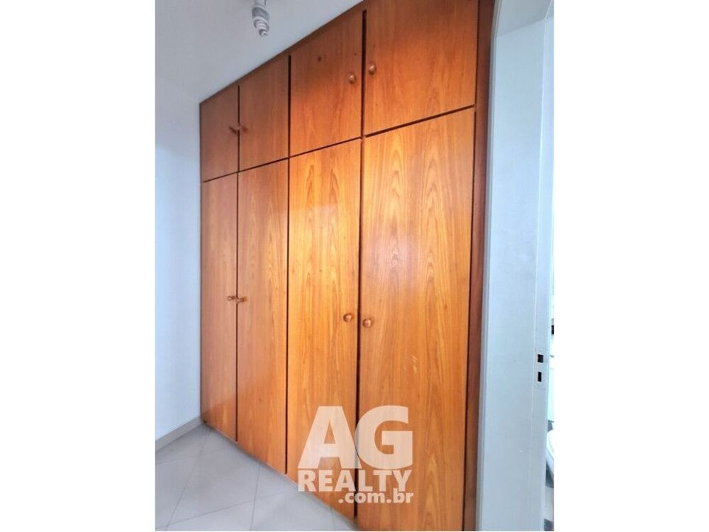 Apartamento à venda com 1 quarto, 42m² - Foto 3