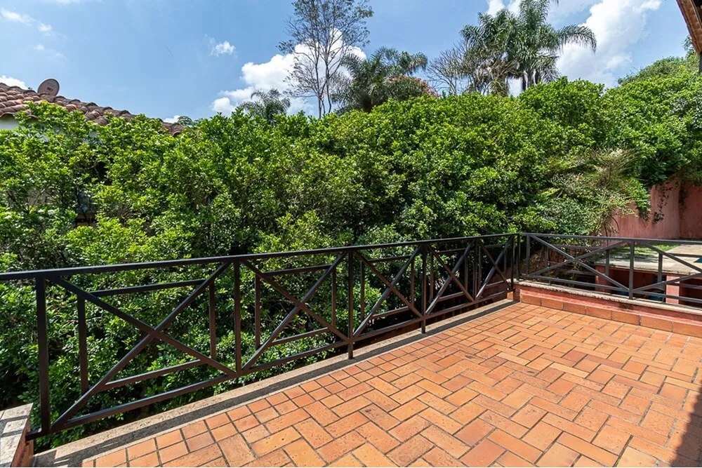 Casa, 4 quartos, 291 m² - Foto 1