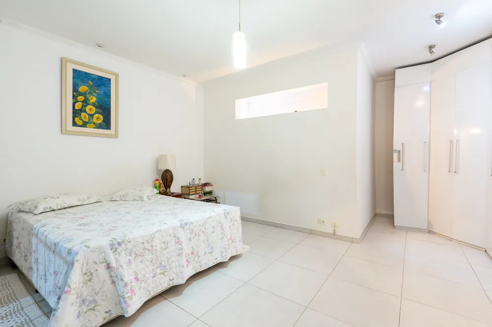 Casa, 4 quartos, 230 m² - Foto 2