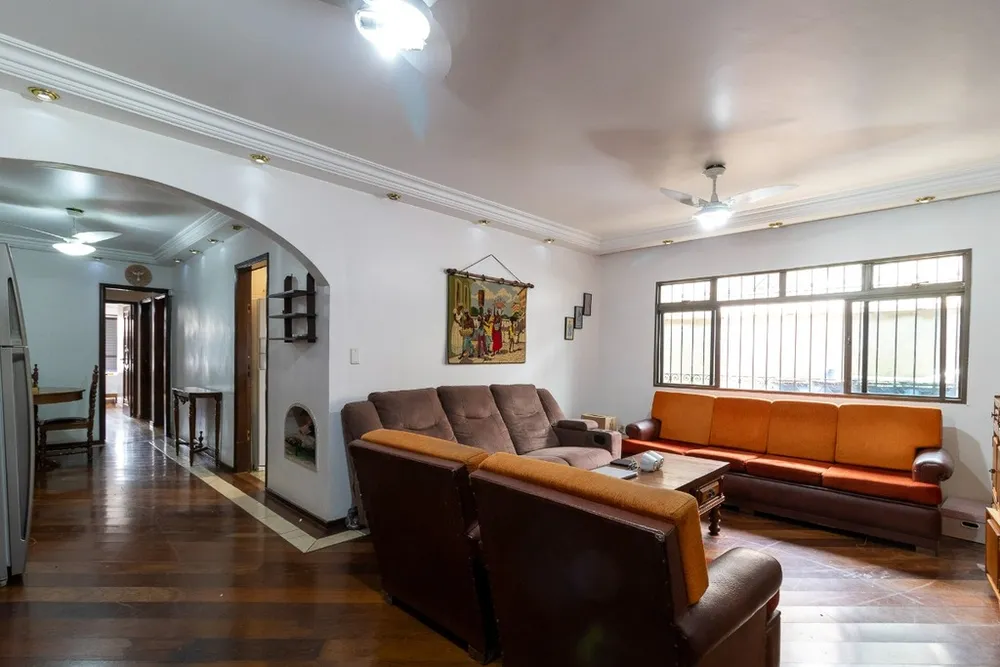 Casa, 3 quartos, 320 m² - Foto 1