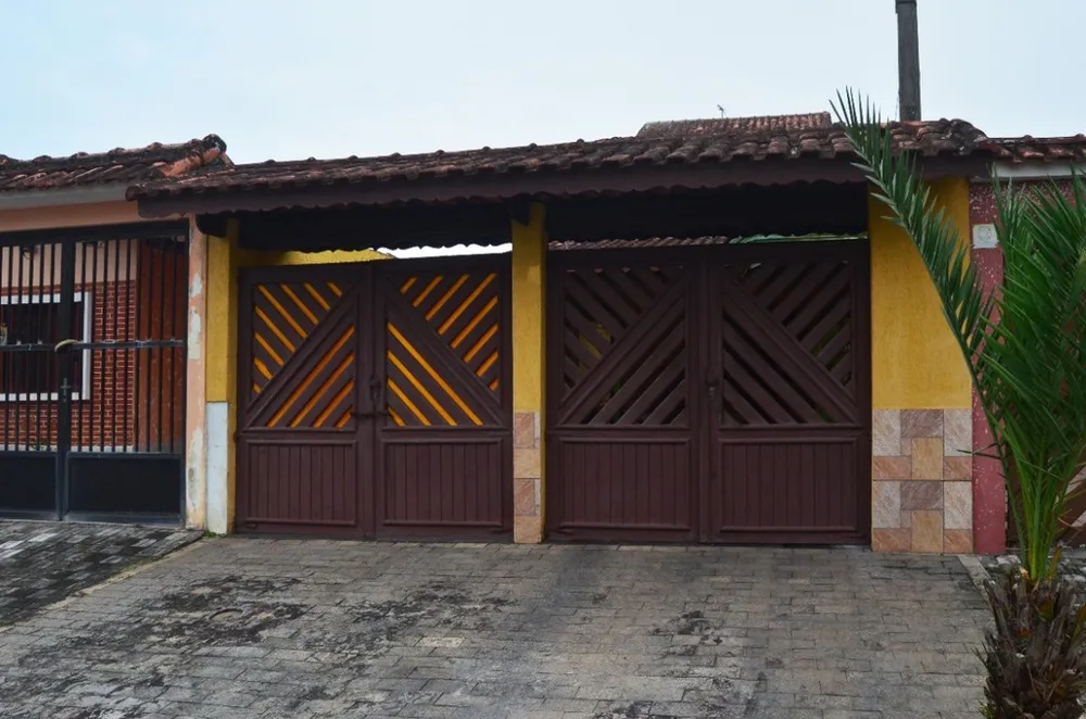 Casa, 3 quartos, 143 m² - Foto 1