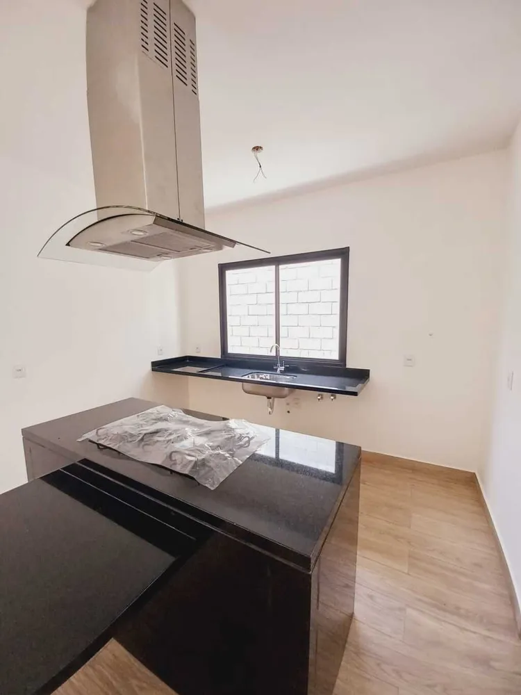 Casa, 3 quartos, 245 m² - Foto 3