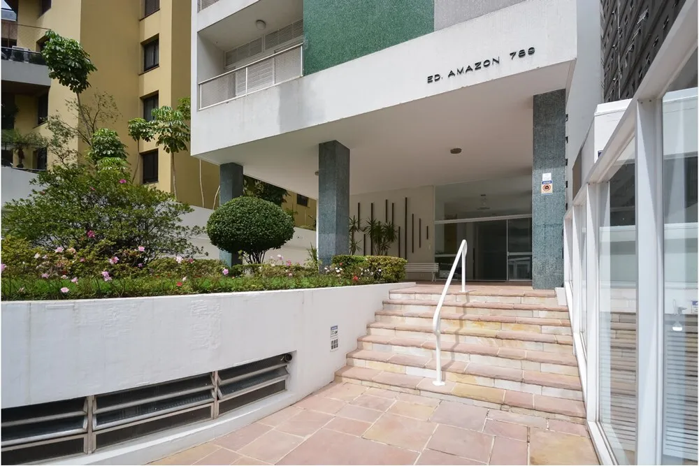 Apartamento, 3 quartos, 180 m² - Foto 1