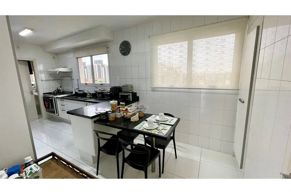 Apartamento, 3 quartos, 170 m² - Foto 3
