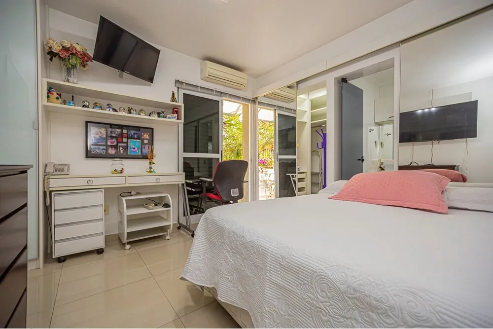 Casa, 5 quartos, 231 m² - Foto 8