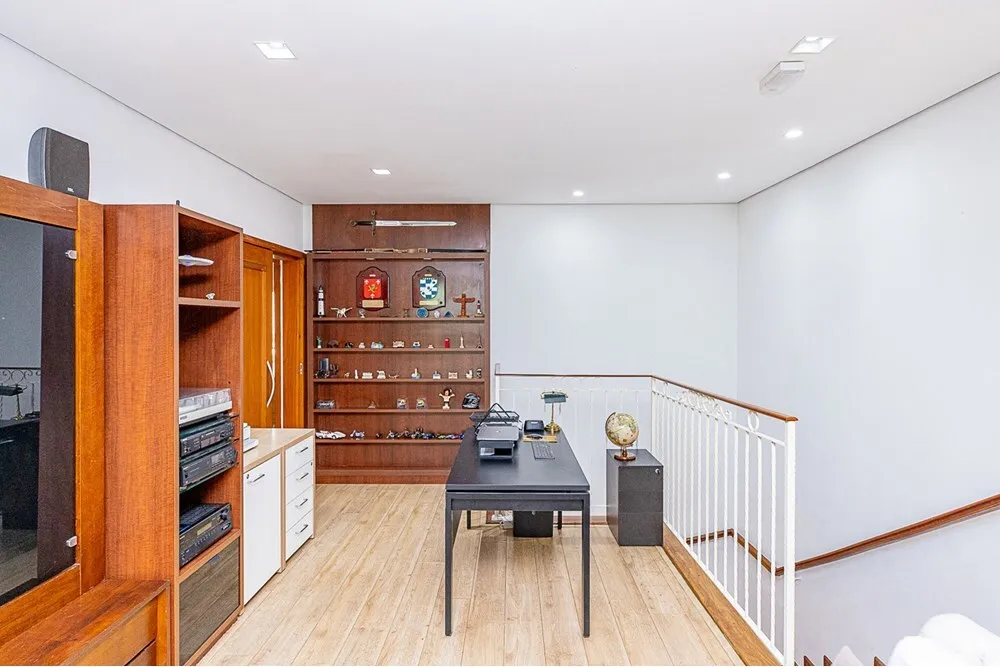 Casa, 4 quartos, 380 m² - Foto 1