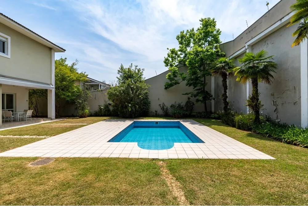 Casa, 4 quartos, 613 m² - Foto 1