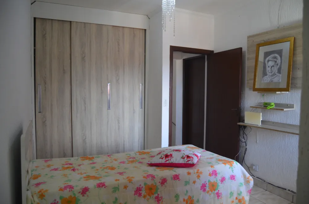 Casa, 5 quartos, 258 m² - Foto 4