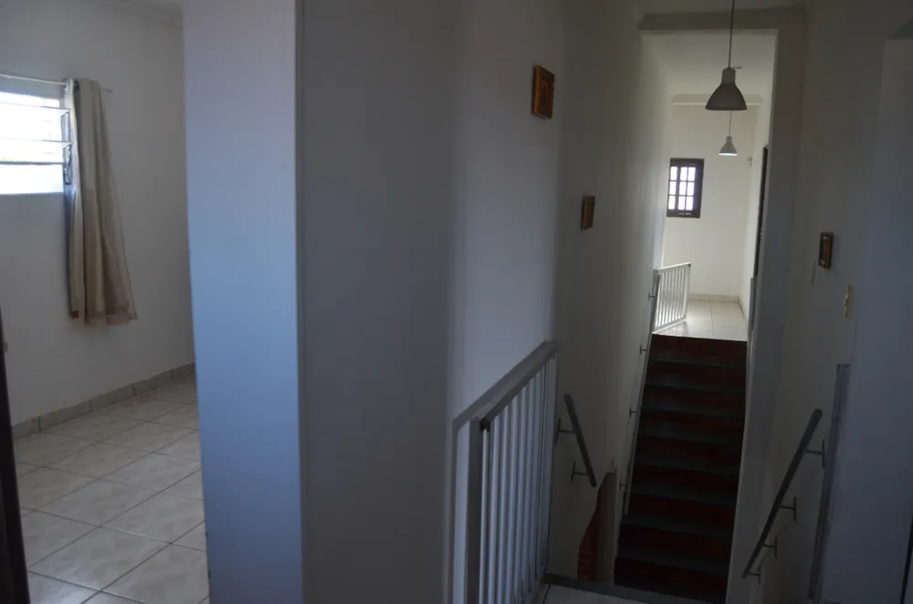 Casa, 5 quartos, 258 m² - Foto 3