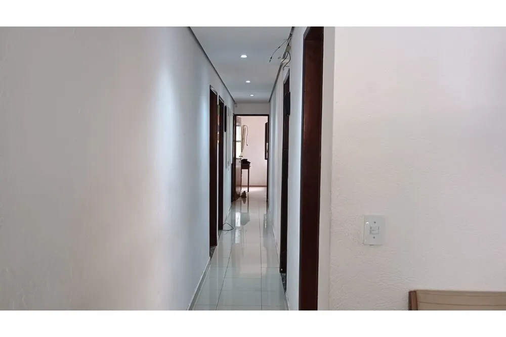 Casa, 4 quartos, 204 m² - Foto 2