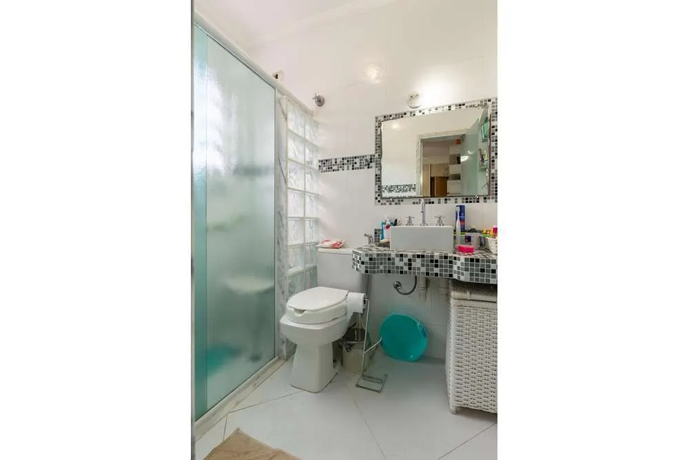 Casa, 3 quartos, 177 m² - Foto 1