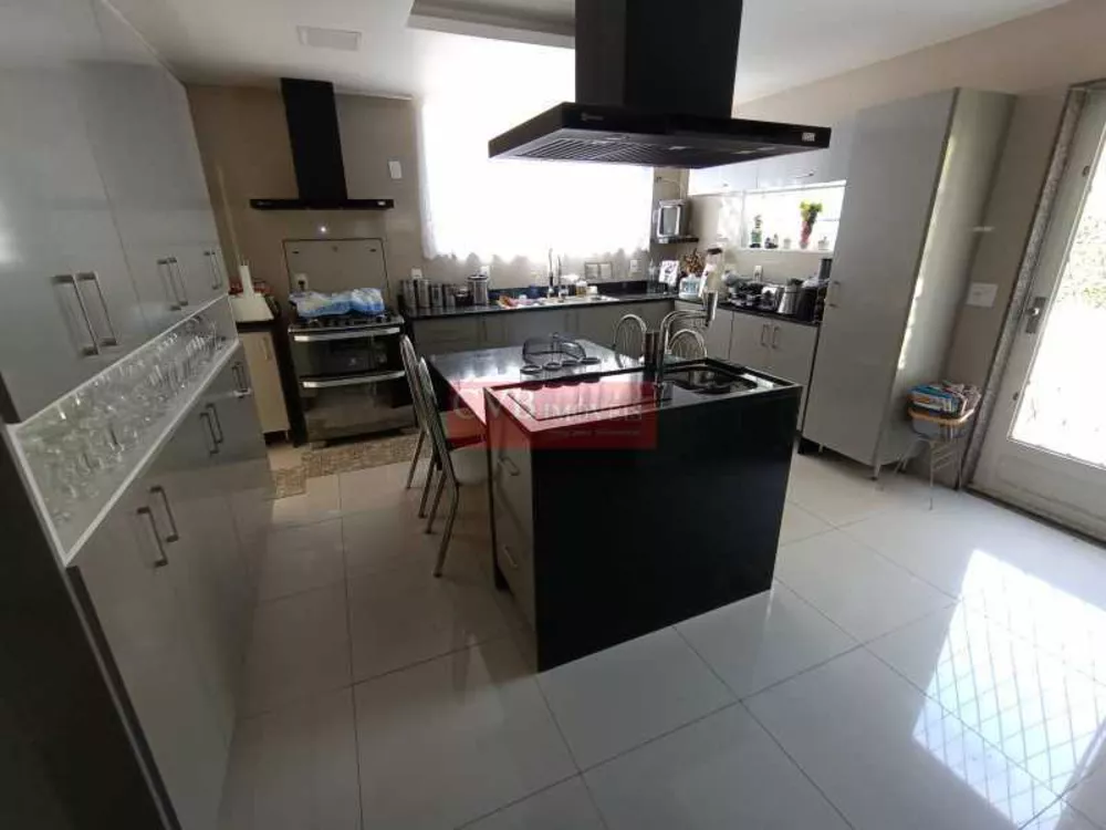 Casa, 3 quartos, 587 m² - Foto 8