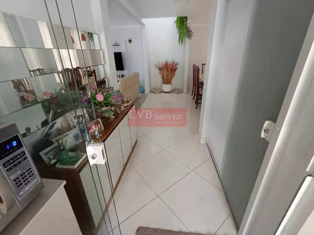 Casa, 3 quartos, 587 m² - Foto 1