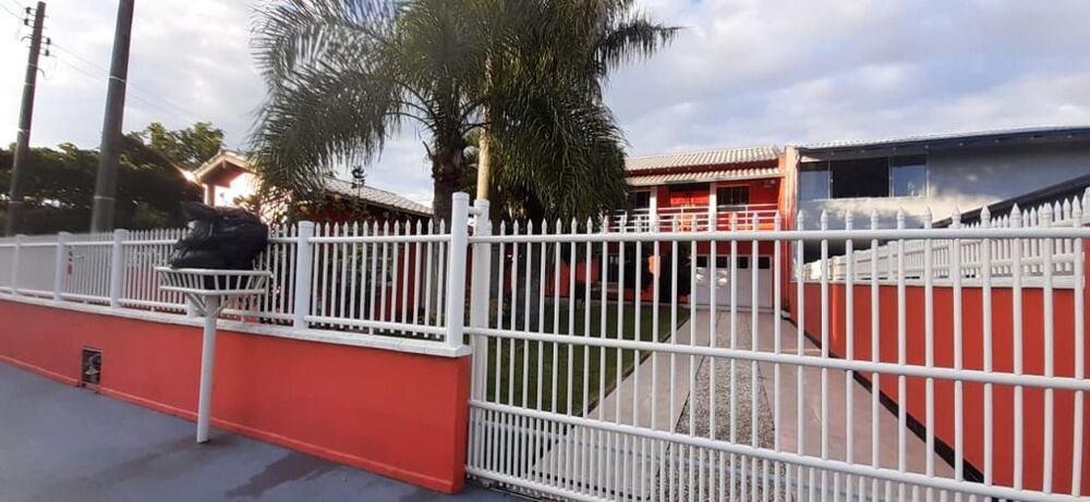 Casa, 3 quartos, 229 m² - Foto 1