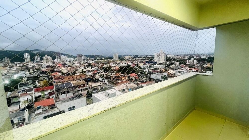 Apartamento à venda com 3 quartos, 70m² - Foto 1