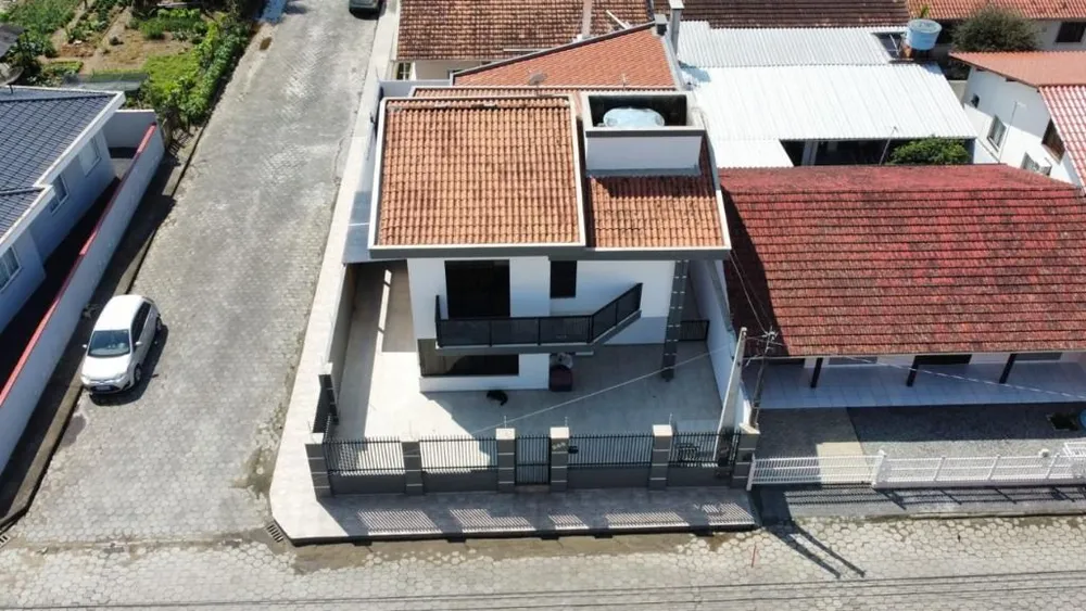 Casa, 3 quartos, 170 m² - Foto 1