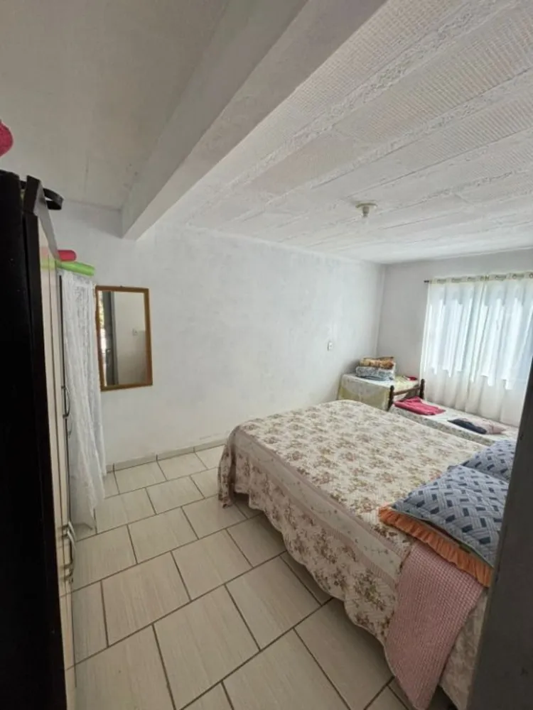 Casa, 5 quartos, 200 m² - Foto 1