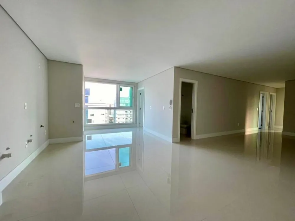 Apartamento, 3 quartos, 120 m² - Foto 2