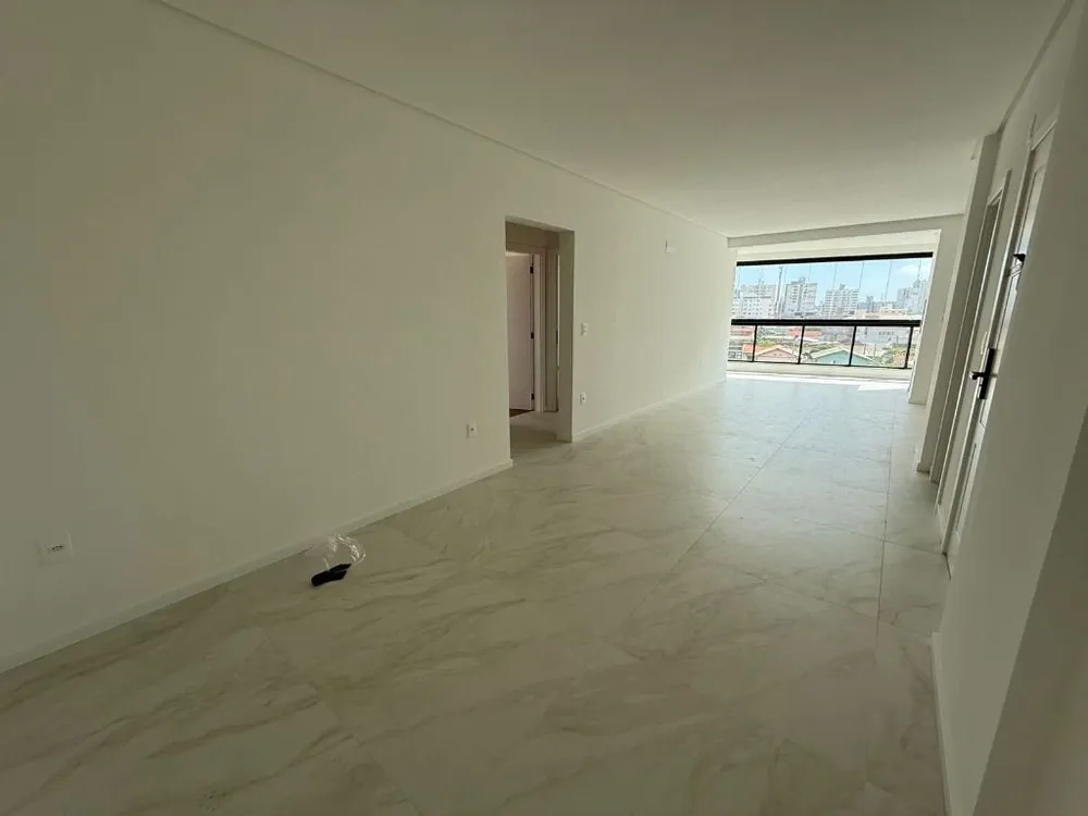 Apartamento, 3 quartos, 107 m² - Foto 3
