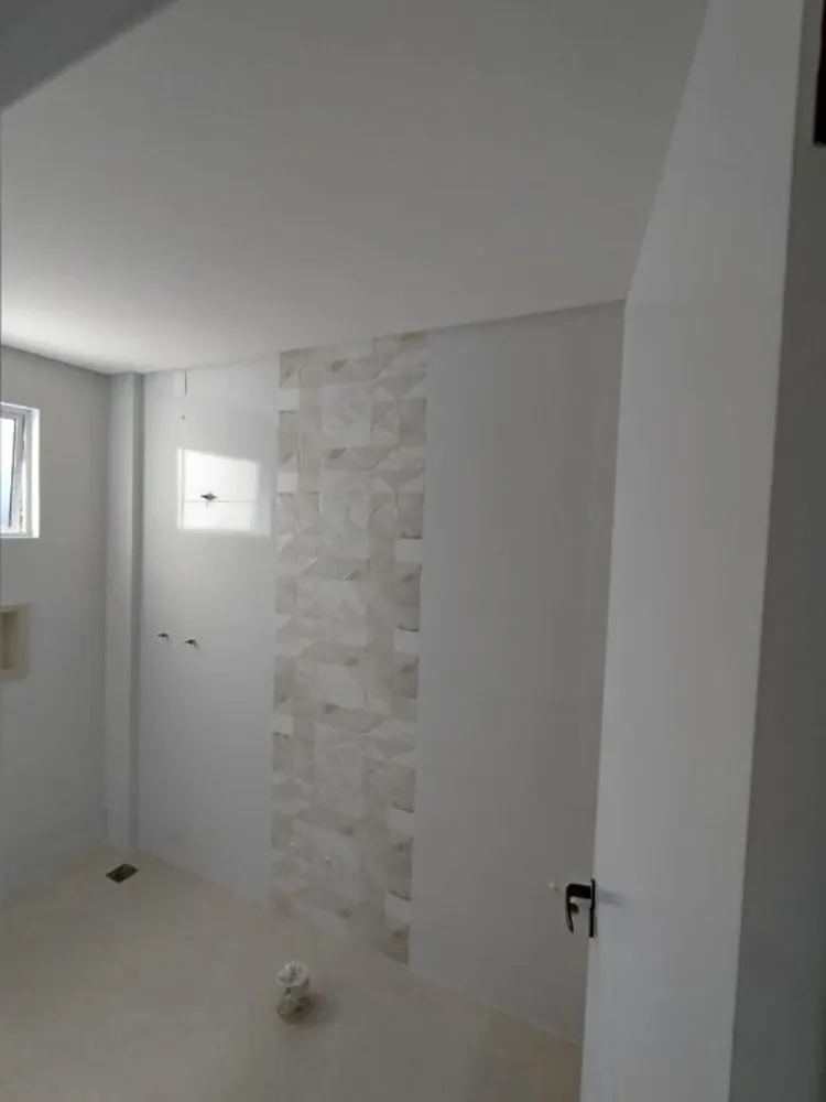 Casa, 3 quartos, 282 m² - Foto 4