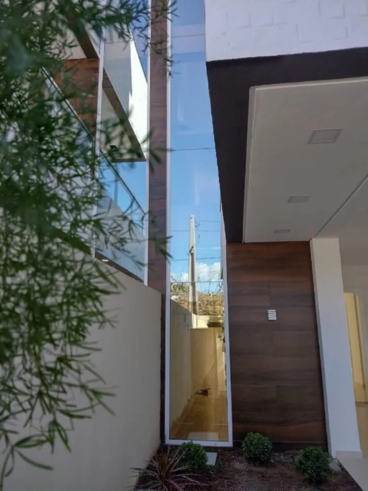 Casa, 3 quartos, 282 m² - Foto 1