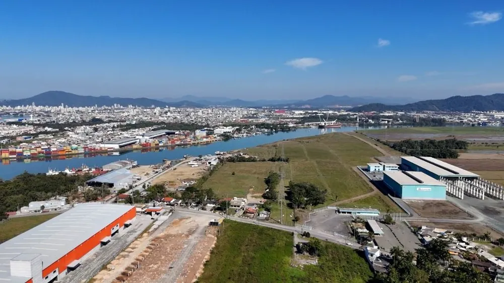 Terreno, 17 hectares - Foto 2