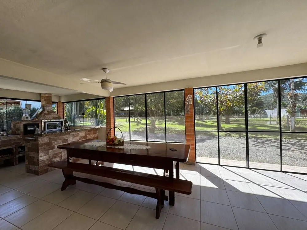 Sítio, 4 quartos, 7000 m² - Foto 1