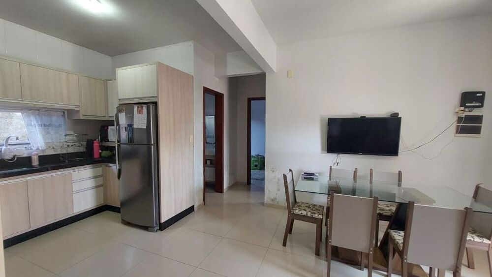 Casa, 7 quartos, 251 m² - Foto 1