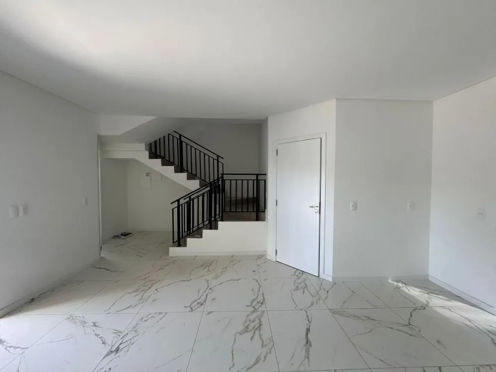 Casa, 3 quartos, 173 m² - Foto 1