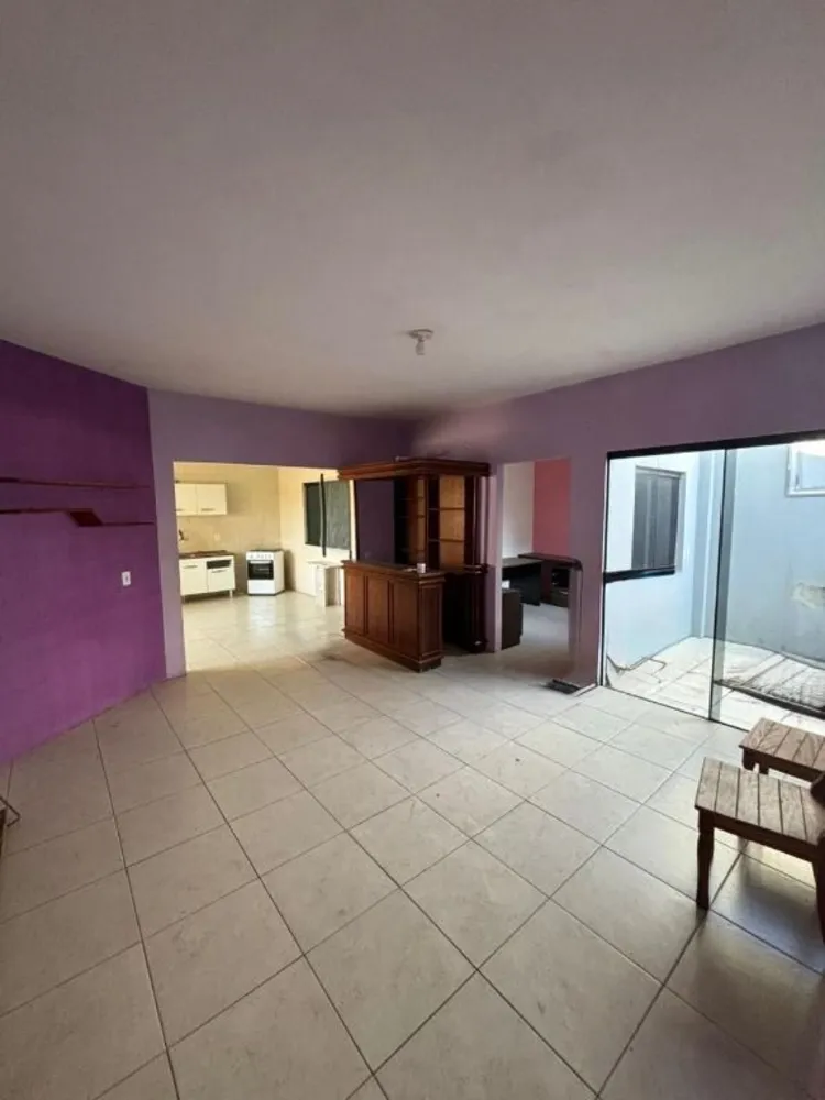 Casa, 4 quartos, 294 m² - Foto 1