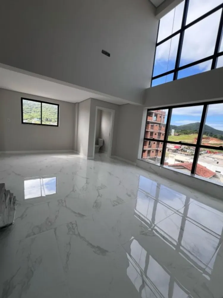Cobertura, 3 quartos, 142 m² - Foto 2