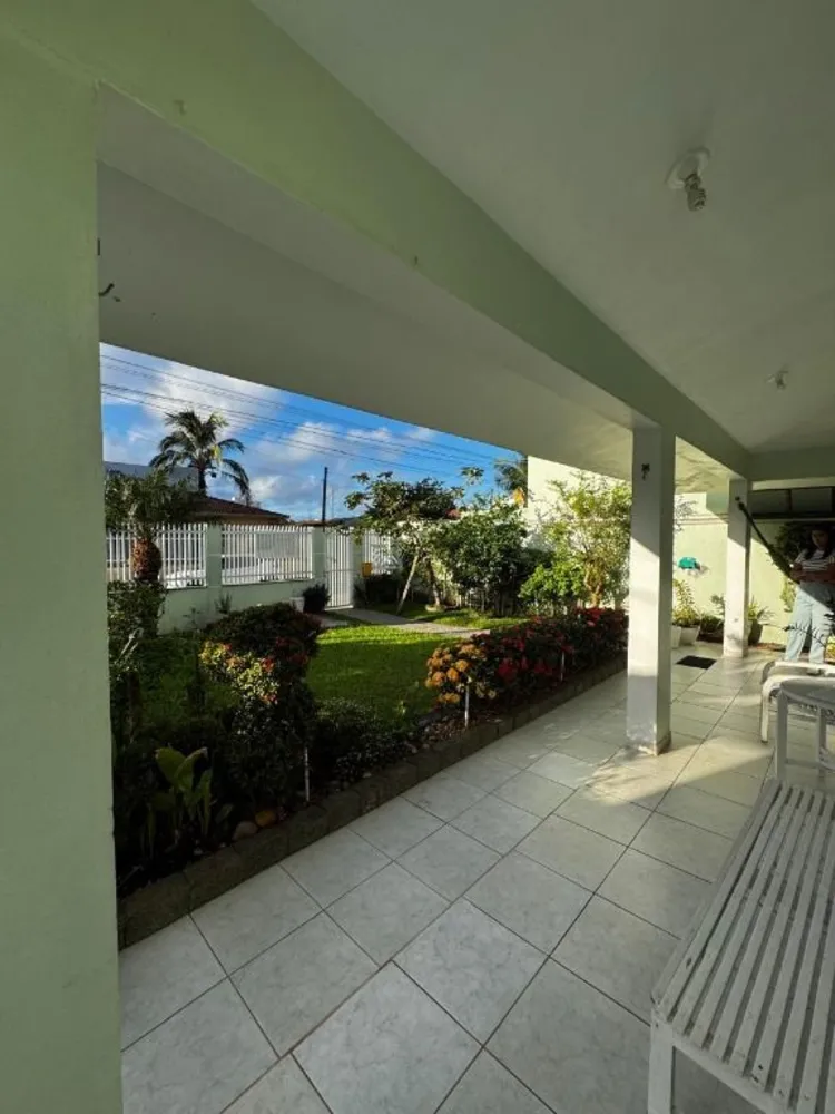 Casa, 4 quartos, 300 m² - Foto 1