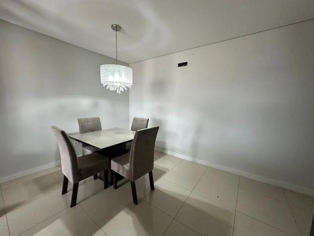 Apartamento, 3 quartos, 100 m² - Foto 2