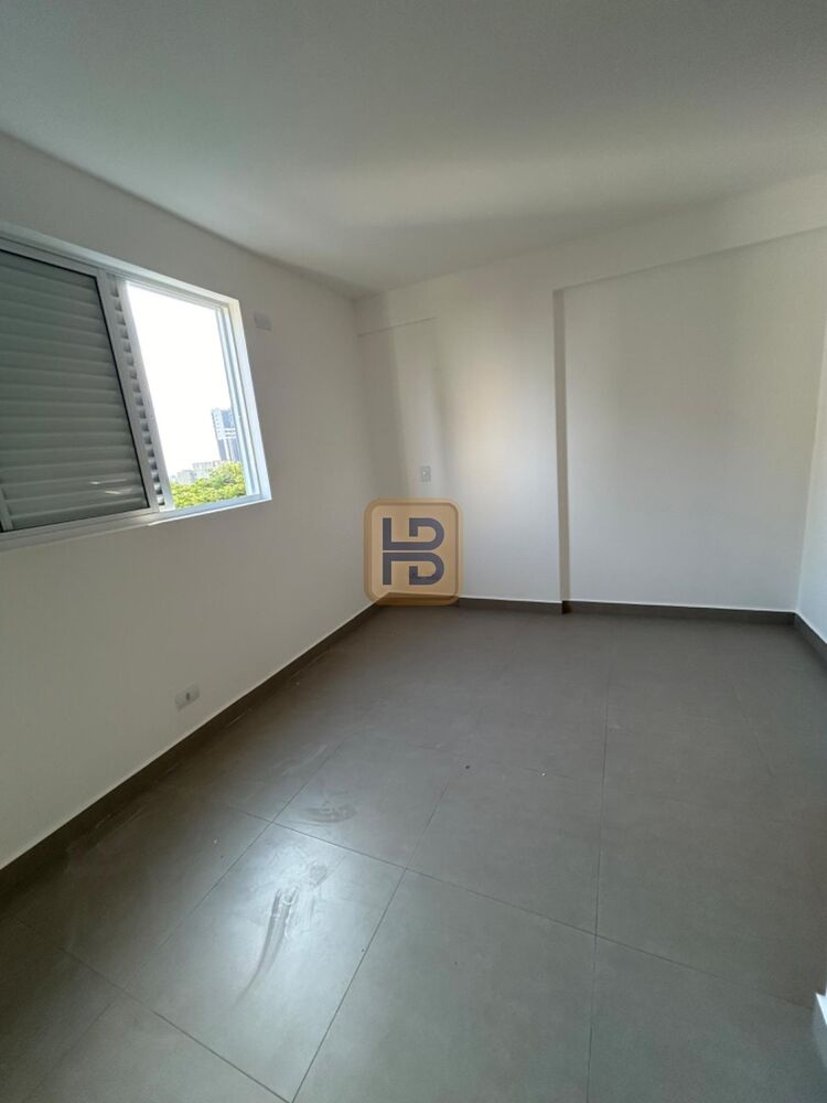 Apartamento à venda com 2 quartos, 65m² - Foto 1