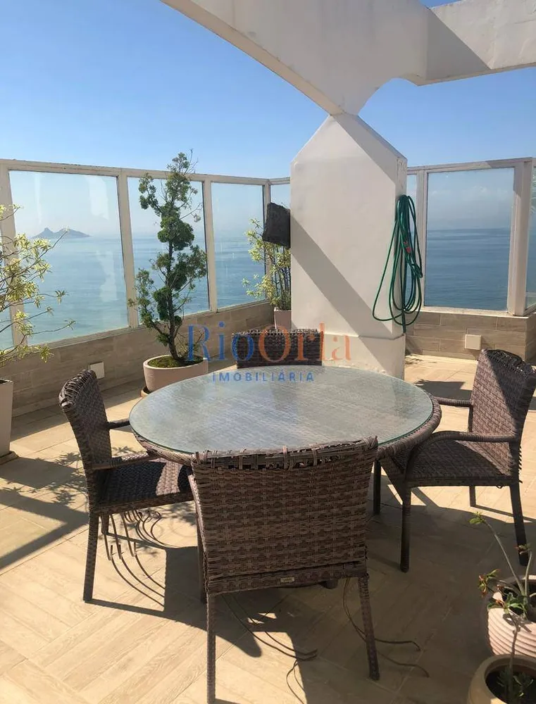 Cobertura, 3 quartos, 250 m² - Foto 2