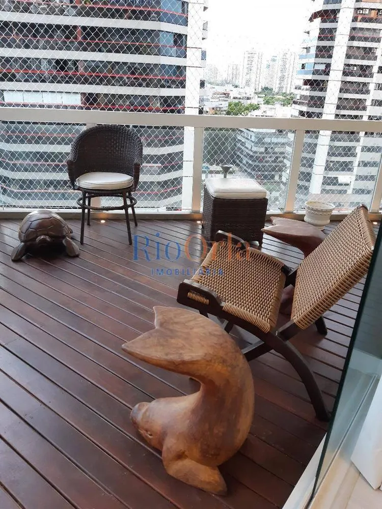 Apartamento, 3 quartos, 221 m² - Foto 12