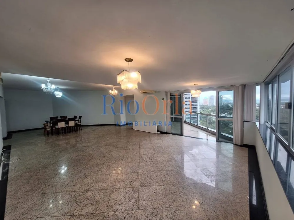 Apartamento, 3 quartos, 200 m² - Foto 1