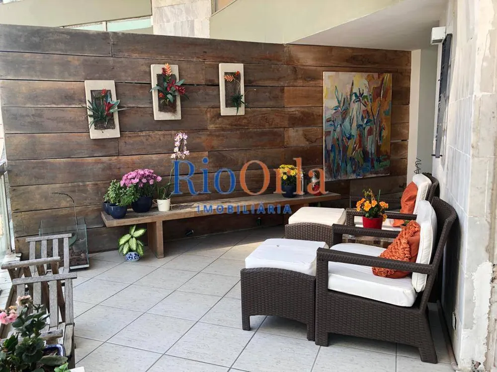 Apartamento, 3 quartos, 230 m² - Foto 1