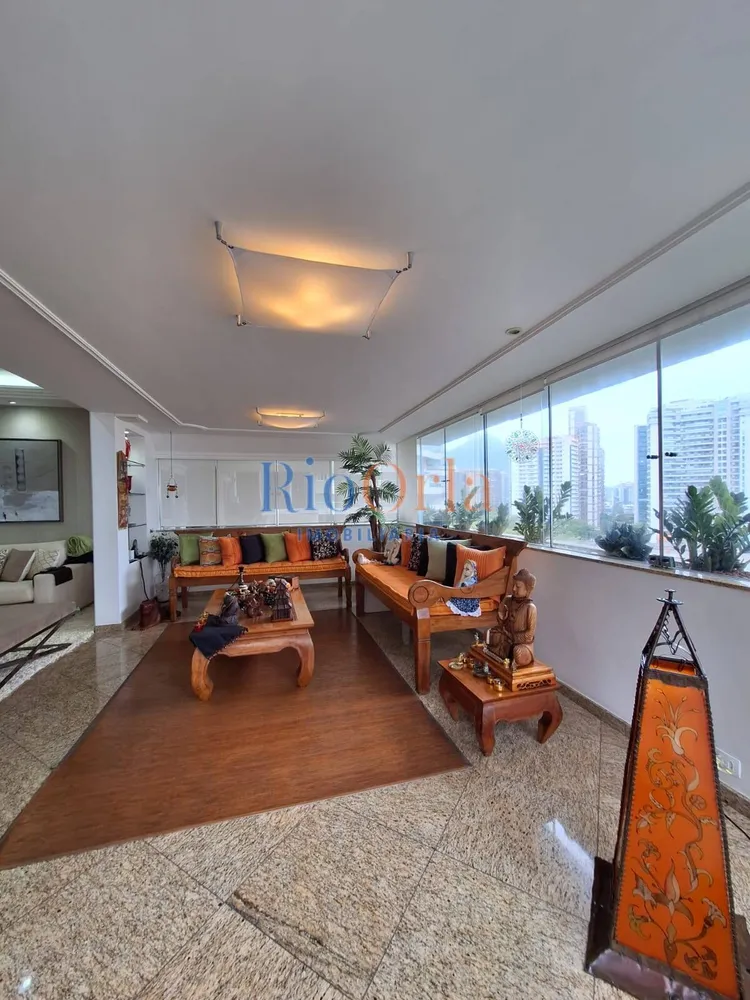Apartamento, 3 quartos, 230 m² - Foto 11