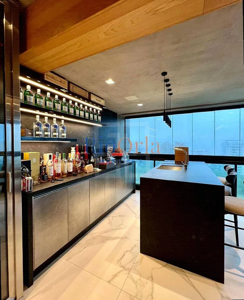 Apartamento, 3 quartos, 204 m² - Foto 2
