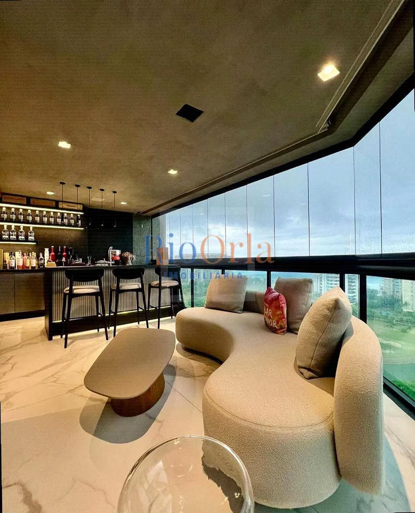 Apartamento, 3 quartos, 204 m² - Foto 1