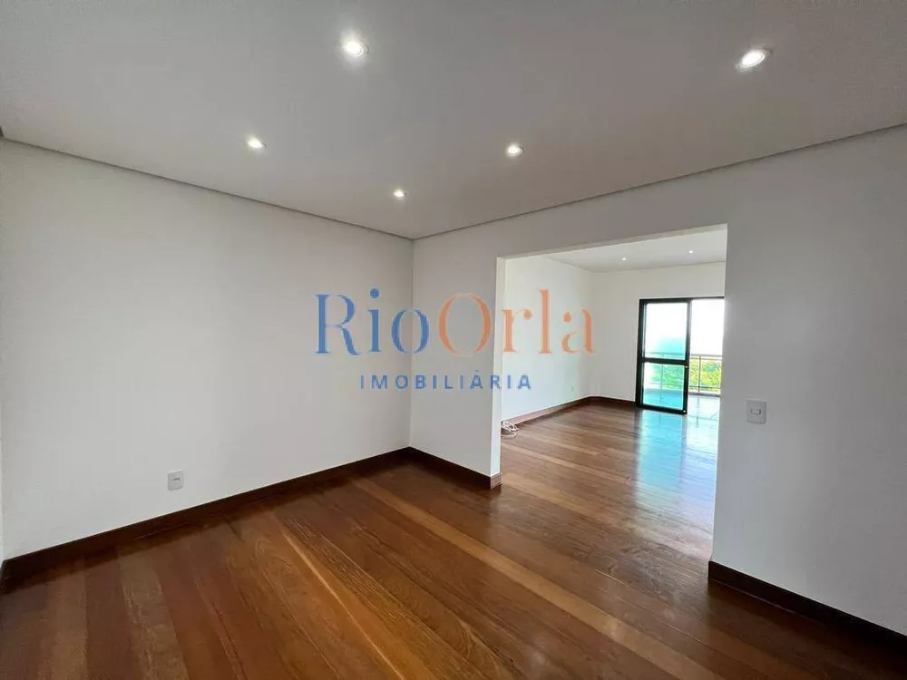 Apartamento à venda com 4 quartos, 232m² - Foto 9