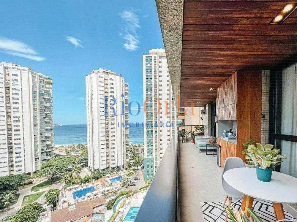 Apartamento, 3 quartos, 146 m² - Foto 1