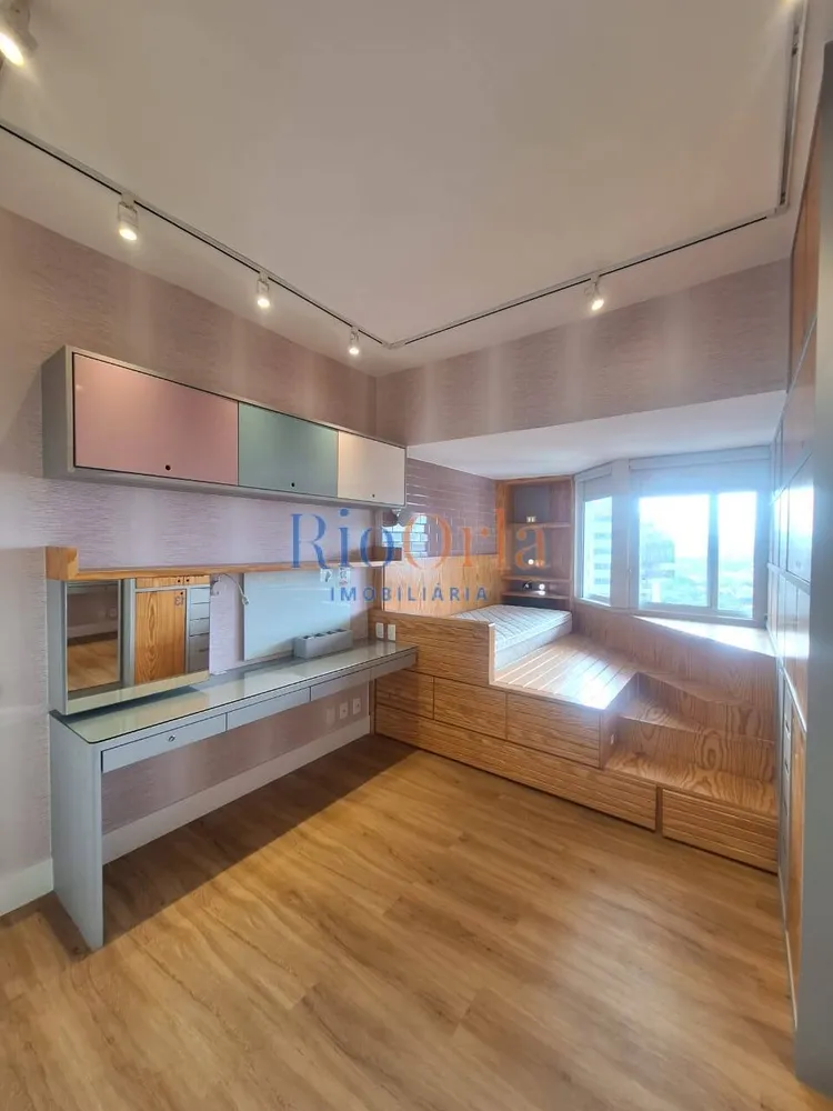 Apartamento, 3 quartos, 200 m² - Foto 24