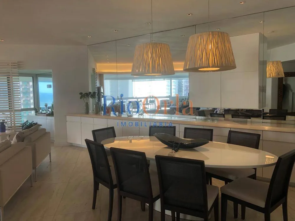 Apartamento, 3 quartos, 220 m² - Foto 2
