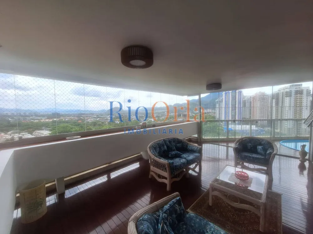 Apartamento, 3 quartos, 220 m² - Foto 2
