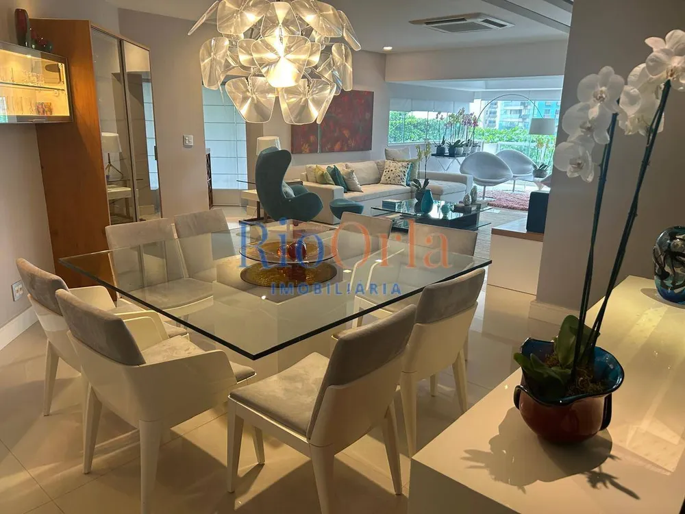 Apartamento, 3 quartos, 220 m² - Foto 2