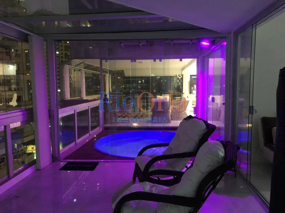 Apartamento, 3 quartos, 220 m² - Foto 2