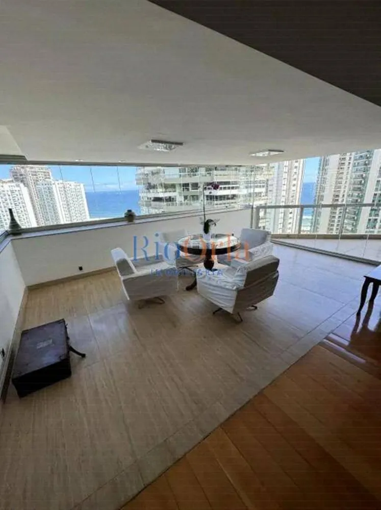 Apartamento, 3 quartos, 221 m² - Foto 2